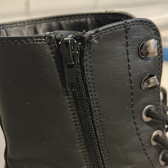 Mia Women’s Black Combat Boots - Picture 6 of 6